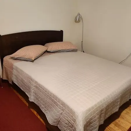 διαμερισμα στο κεντρο Apartamento *